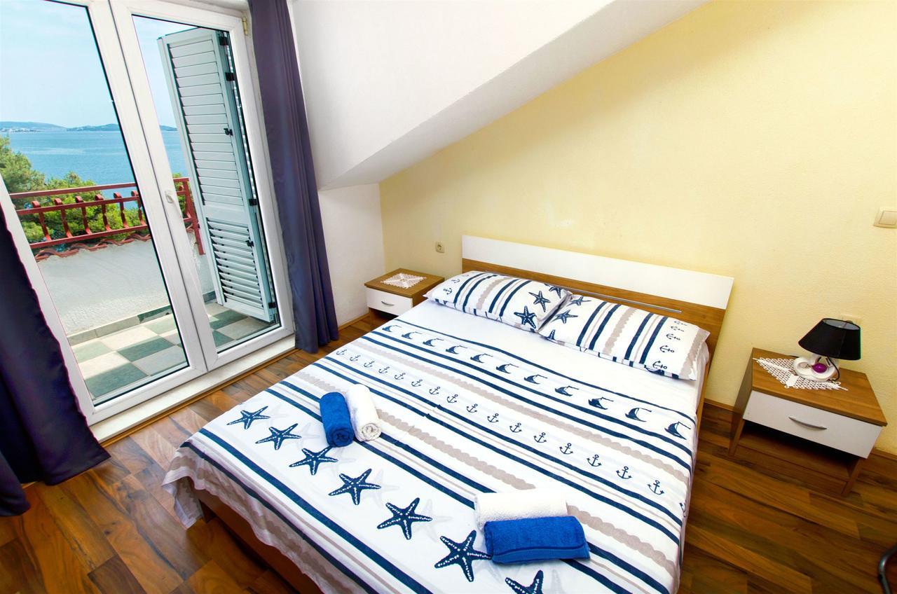 מרינה Apartments Martina מראה חיצוני תמונה
