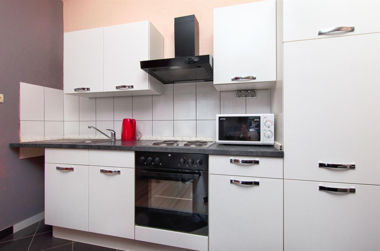 מרינה Apartments Martina מראה חיצוני תמונה